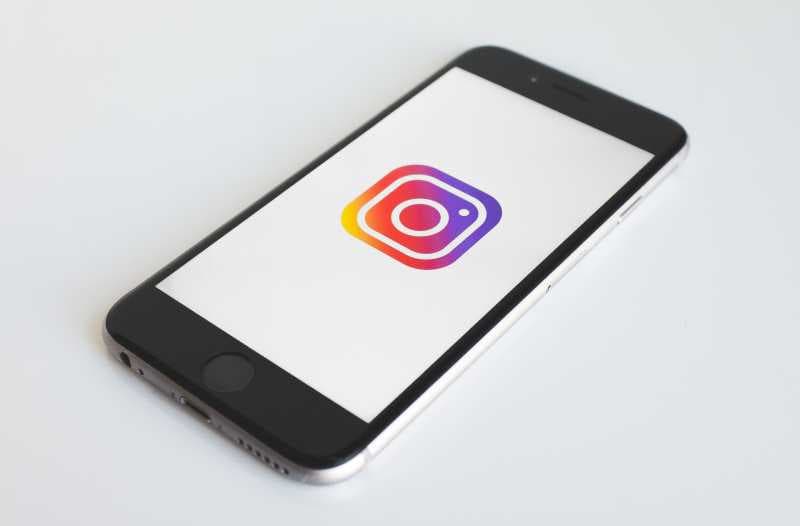 Gak Laku di Facebook, Fitur <i>Group Stories</i> Siap Pindah ke Instagram