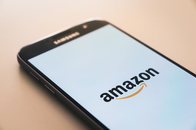 Demi Keselamatan Kurir, Amazon Andalkan AI di Armada Pengirimannya