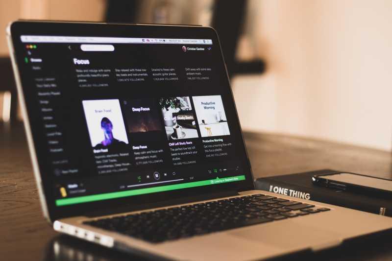 Basmi Kesepian Selama Pandemi, Spotify Bikin Layanan ‘Listening Together’