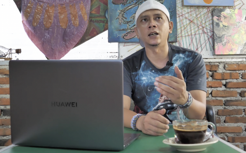 VIDEO: Review Huawei MateBook 14s, Bisa Gantiin MacBook?