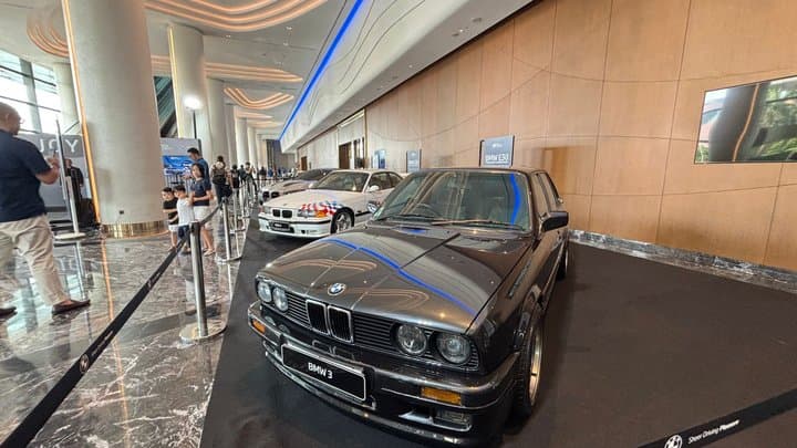     BMW Bawa 80 Mobil ke Festival of Joy, Bisa Test Drive Langsung!
