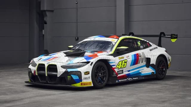 Valentino Rossi Lelang BMW M4 GT3 Bekasnya, Tembus Rp12 Miliar!