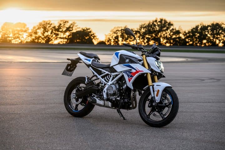 BMW F 450 R Resmi Meluncur, Moge Naked Pemula Seharga Rp135 Juta