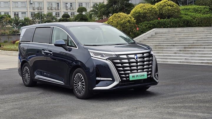 Saatnya Alphard Waspada, BYD Denza Sudah Sampai di Pelabuhan Indonesia Saatnya Alphard Waspada, BYD Denza Sudah Sampai di Pelabuhan Indonesia