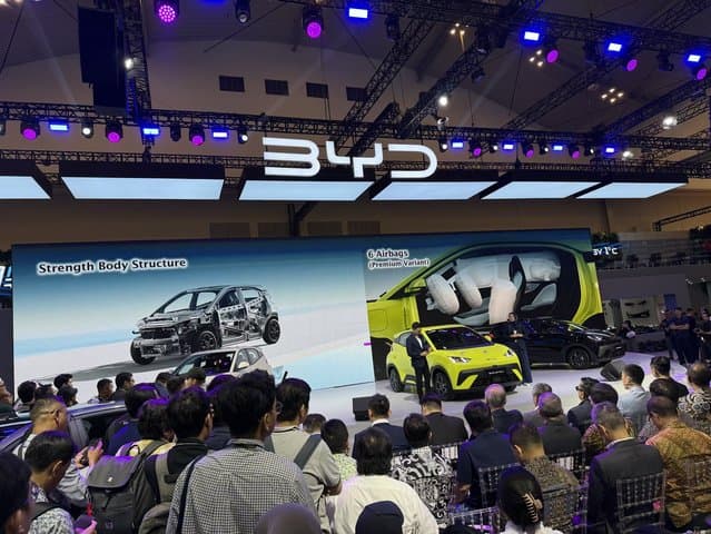 BYD Atto 1 Meluncur di GIIAS 2025, Harga Termurah di Bawah Rp200 Jutaan!