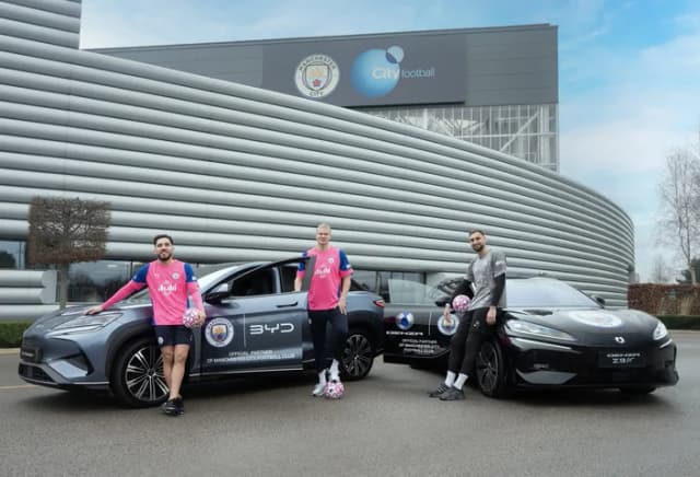 BYD Gandeng Manchester City, Etihad Stadium Bakal Lebih Hijau