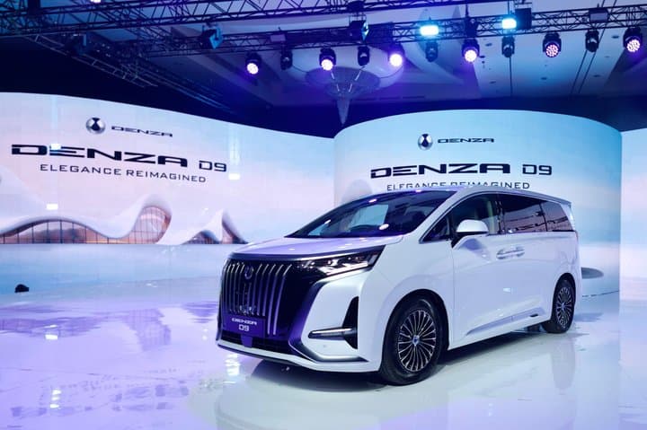 10 Mobil Terlaris di Indonesia Juni 2025: Ada Suzuki Fronx, Denza D9