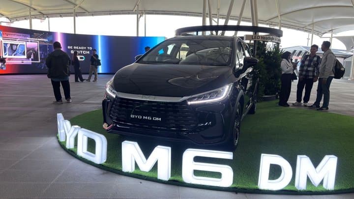 BYD Tanggapi Harga M6 DM-i yang Bocor, Lebih Murah dari Wuling Darion!