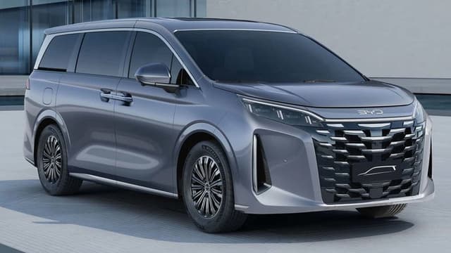 MPV Hybrid BYD M9 Resmi Meluncur, Saingi Step WGN, Voxy dan Serena
