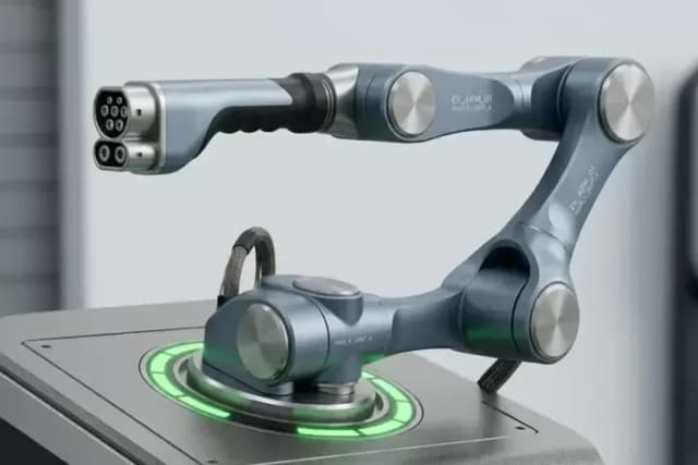 Robot BYD Bisa Ngecas Mobil Listrik dan Atur Tekanan Udara Ban