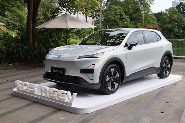 Changan Kenalkan Hybrid REEV, Apa Bedanya dengan PHEV?
