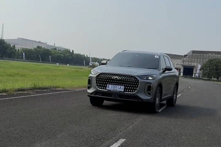 Test Drive Chery Tiggo 9 CSH: <em>One Step Ahead</em>, Kencang Irit Mewah!