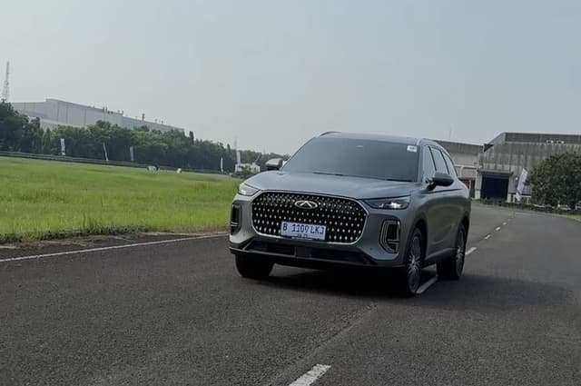 Test Drive Chery Tiggo 9 CSH: <em>One Step Ahead</em>, Kencang Irit Mewah!