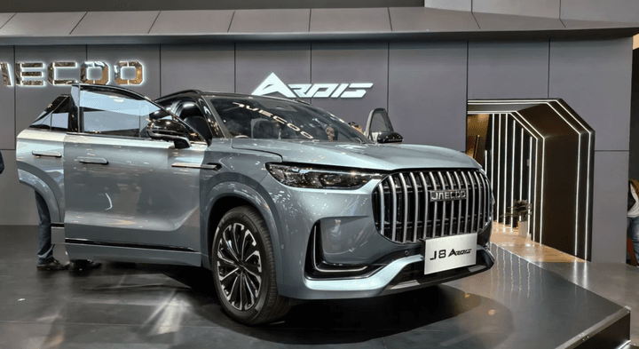 GIIAS 2025: Mengenal Mobil Hybrid Flagship Offroad Jaecoo J8