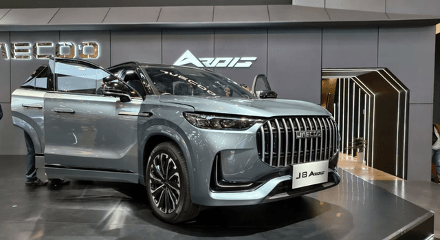 GIIAS 2025: Mengenal Mobil Hybrid Flagship Offroad Jaecoo J8