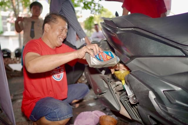 Program Pulsa Gratis Federal Oil jadi Edukasi Cegah Oli Palsu