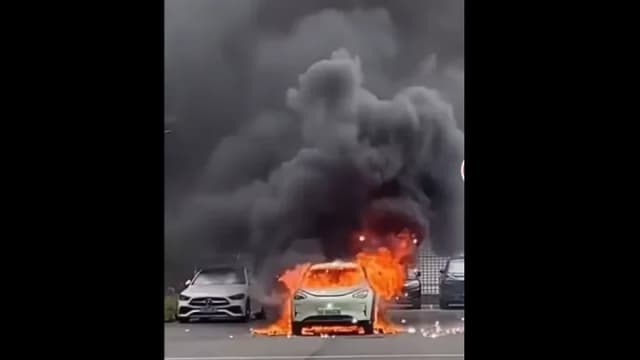 Mobil Listrik Geely yang Sebentar Lagi  Dijual di Indonesia Terbakar!