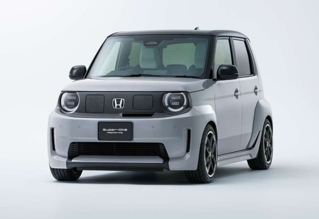 Honda Brio Listrik Meluncur di Singapura, Harga Tembus Rp2,3 Miliar!