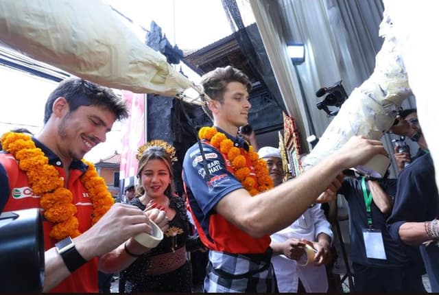 Jelang MotoGP Brasil, Rider Honda Temui Komunitas Motor di Bali