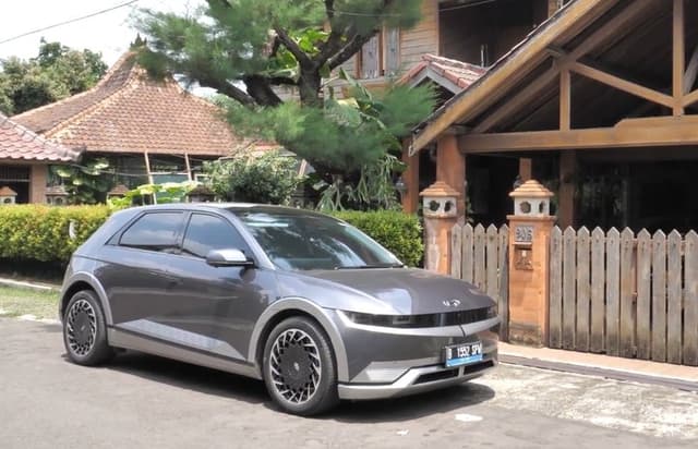 Meski Tanpa Insentif, Pajak Mobil Listrik Masih Nol di 2026 Ini