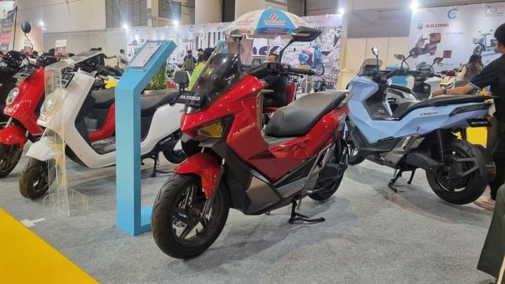 Subsidi Motor Listrik Lanjut, Siap-Siap Beli Bulan Depan!