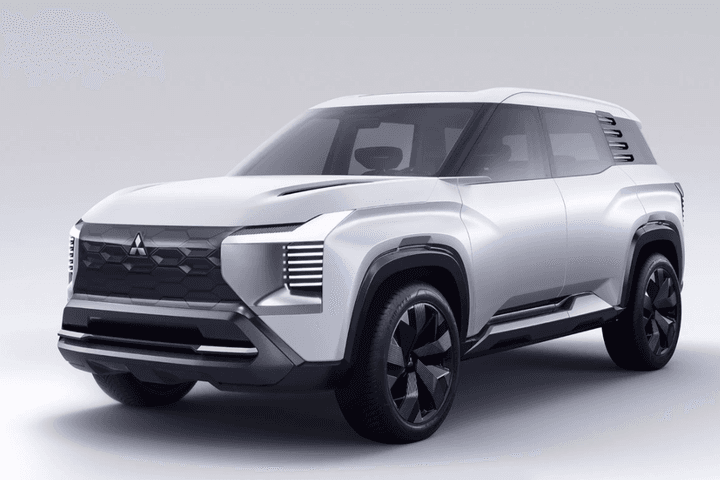 Cara Unik Mitsubishi Kenalkan XForce 7 Seater, Siap Meluncur!