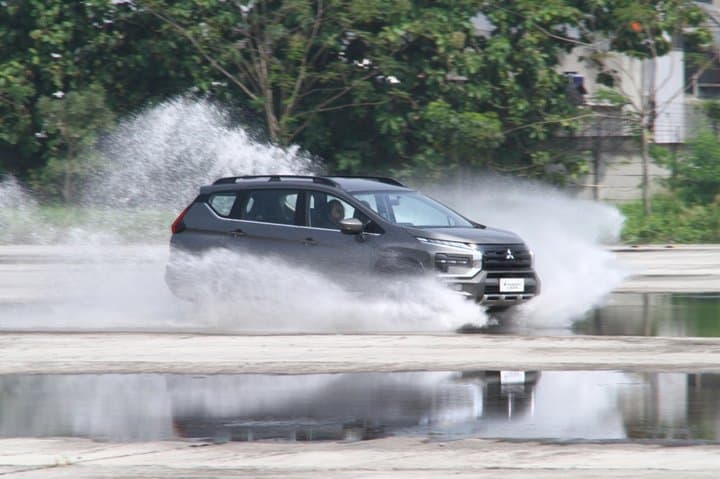 Kenapa Mitsubishi Xpander Cross Masih jadi Low SUV Ternyaman? Kenapa Mitsubishi Xpander Cross Masih jadi Low SUV Ternyaman?