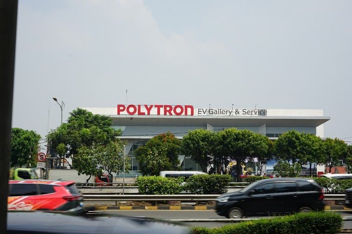 Polytron Tambah 2 Dealer Kendaraan Listrik di Jakarta dan Surabaya
