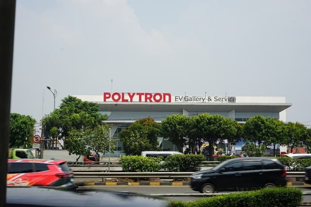 Polytron Tambah 2 Dealer Kendaraan Listrik di Jakarta dan Surabaya