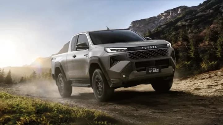Tampang Baru Toyota Hilux Terdaftar di Indonesia