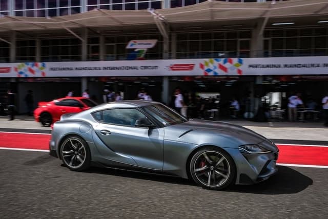 Begini Rasanya Menjajal Toyota GR Supra di Sirkuit Mandalika