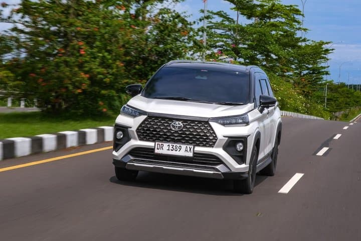 Toyota Siapkan Mobil Hybrid Made in Vietnam, Modal Rp5 Triliun
