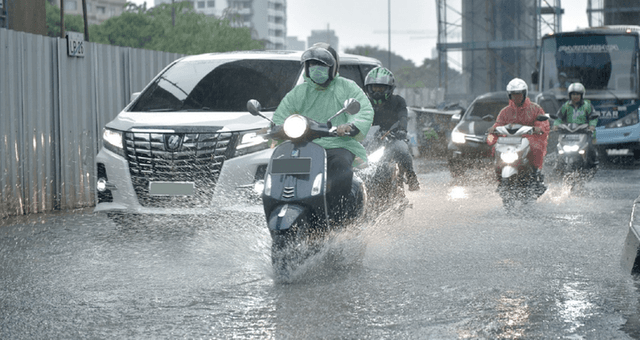 Catat! Daftar Ruas Jalan Jakarta yang Masih Tergenang Banjir