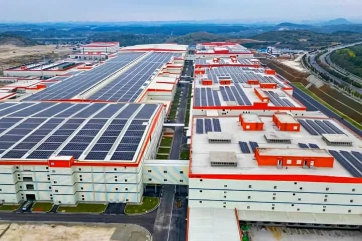 Pabrik Baterai EV CATL-Antam Siap Beroperasi Mulai Juli 2026