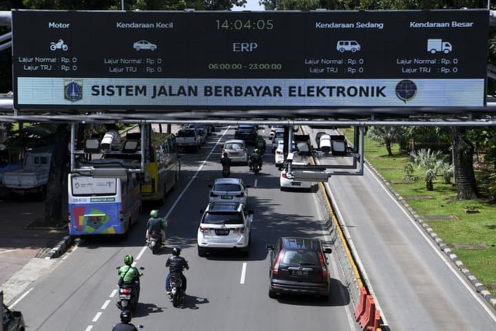 Wacana Baru KDM: Pajak Kendaraan Dihapus, Gantinya Jalan Berbayar