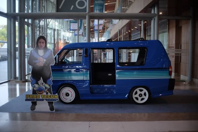 15 Mobil Modifikasi Artis di IMX 2025, Angkot juga Ada!