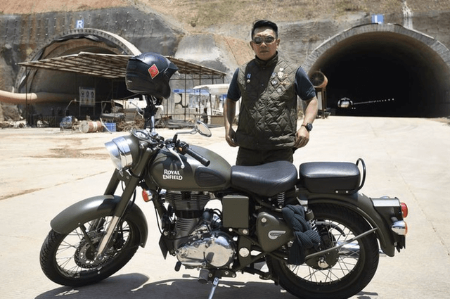 KPK Sita Moge Royal Enfield Classic 500 Milik Ridwan Kamil