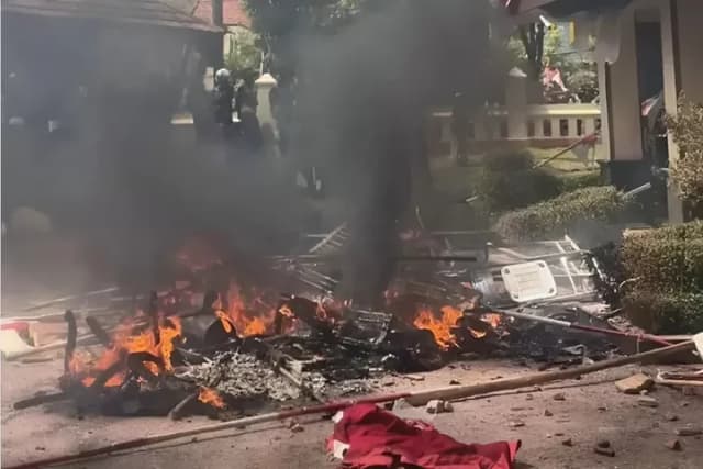 Satpam DPRD Cirebon yang Motornya Dibakar Saat Demo, Dapat Nmax Baru