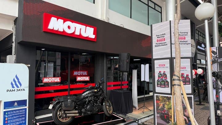 Produk Oli Baru Motul Jadi Daya Tarik Pengunjung di IIMS 2026
