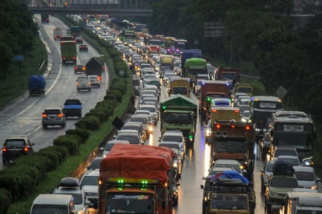 Wajib Safety Driving, Apa Saja yang Perlu Diantisipasi Pemudik?