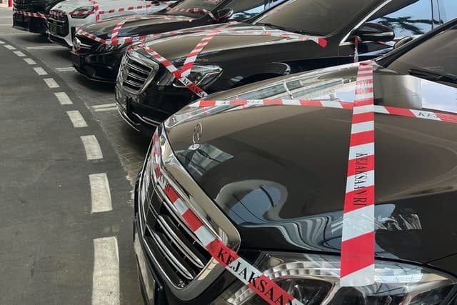 9 Mobil Mewah Mafia Migas Riza Chalid yang Disita Kejagung
