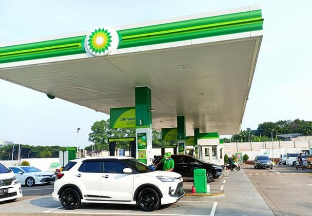 Perbandingan harga BBM Maret 2026: Pertamina, Shell, BP, Vivo
