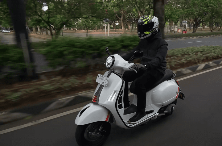 Vespa GTS 150 Belum Kebagian 180 cc, Tinggal Tunggu?