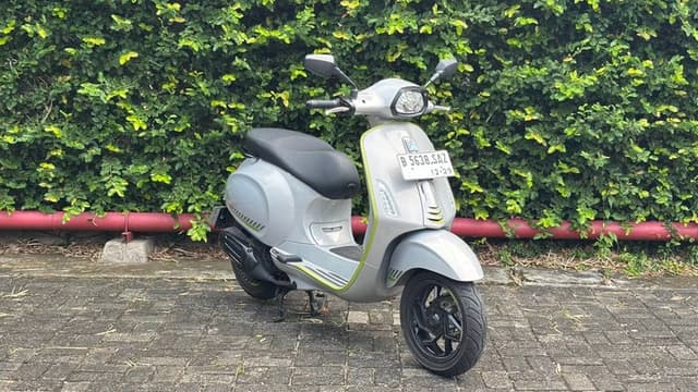 Review Vespa Sprint Tech: Bawa Fitur Baru tapi Bukan Paling Canggih