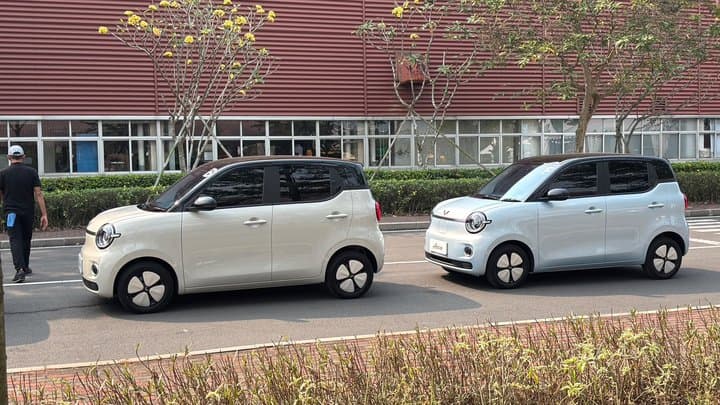 Wuling Aira EV vs Air EV, Apa Saja Bedanya?