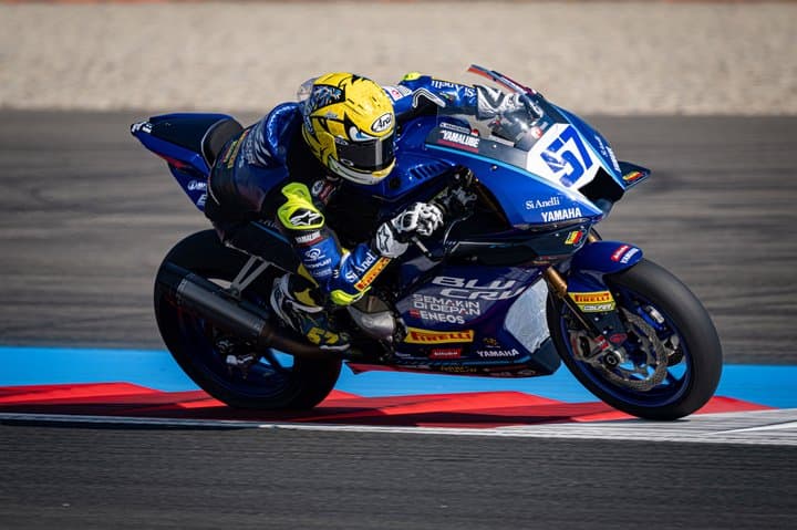 Dari Posisi 28 ke Podium, Aksi Gila Pebalap RI Aldi di World Supersport