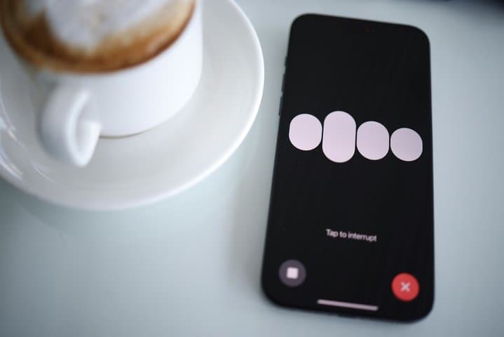 Ambisi Baru OpenAI: Mau Bikin Smartphone AI untuk Saingi iPhone Dkk
