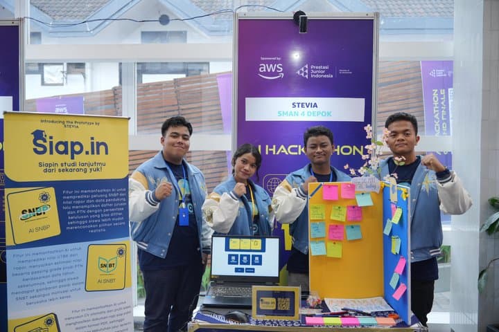 AWS Dorong Ribuan Siswa dan Guru di Jawa Barat&nbsp;Kuasai&nbsp;AI
