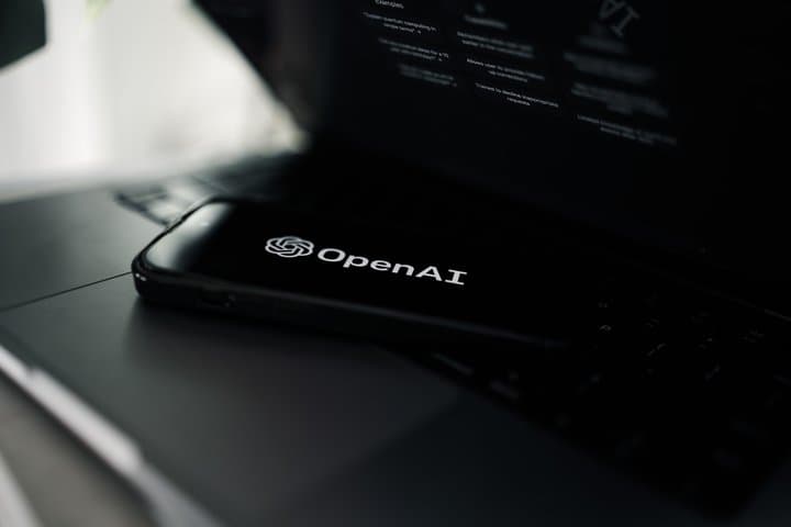 25 Platform Digital Kena Tegur Komdigi, Ada OpenAI dan Wikipedia