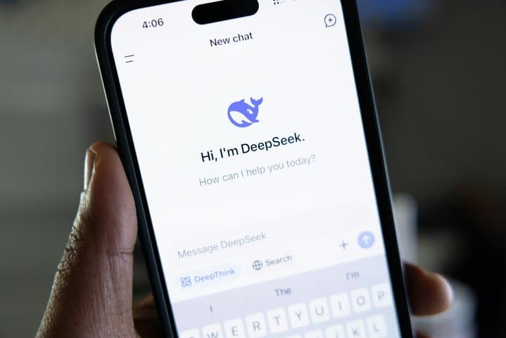 DeepSeek Terancam Diblokir Donald Trump, Gara-gara Apa?
